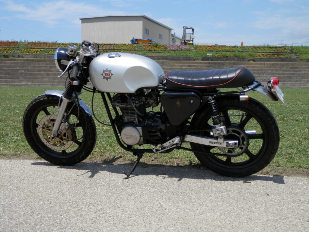 BSA-SR400 GOLDSTAR