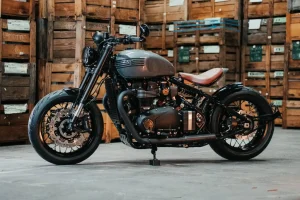 フレンチセンスが彩る英国鉄馬、FCR OriginalのTriumph 1200 Bobber