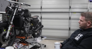 HONDA CB750カフェレーサーカウルの製作ガイド：金属加工の全工程