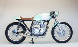 Kott Motorcyclesが手がけたHonda CB550カフェレーサー「Seahawk」