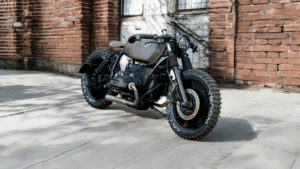 BMW Airhead をベースにした荒廃世界観のカスタム「WASTELAND」