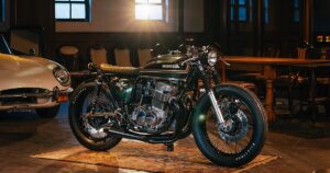 Minami Motorcyclesが手掛けた日米を繋ぐHonda CB750カフェレーサー