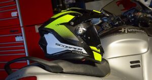 Scorpion XT9000 Carbon Trailheadヘルメット実走レビュー
