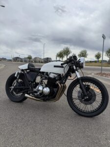 1974年式Honda CB750カフェレーサーがオークション出品中