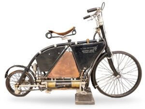 Bonhams Staffordオークションで世界記録更新、史上2番目の高額バイクが誕生
