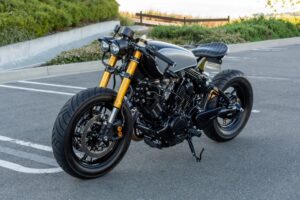 1982年式Yamaha XV920 Viragoをカフェレーサー・ボバーにカスタムした売却車両