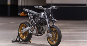 Futuri Motion TechによるDucati Multistrada軽量スーパーモト