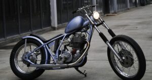 Roninsuが手掛けたYamaha SR400チョッパーの魅力