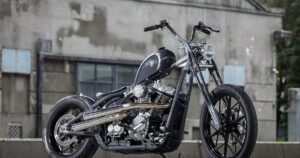 Rough Crafts「Aeternum Blade」台湾の名匠が手掛けたHarley-Davidson Street Bobカスタム