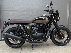 Royal Enfield INT650 120周年記念モデルが中古市場に登場