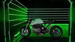 Hellgate Motosが手がけたBMW K1100RSのカフェレーサーカスタム