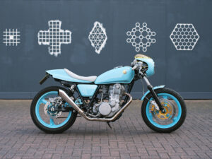 英国発、パステルカラーが美しいYamaha SR500カフェレーサー「Minty」