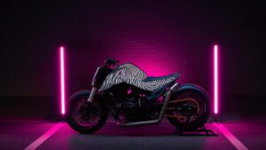 Motocrewの消防士が手がけたHonda CB750アーバントラッカー