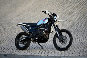 ポルトガル発、Holy Molyが放つYamaha Ténéré 700ベースのXT700カスタム