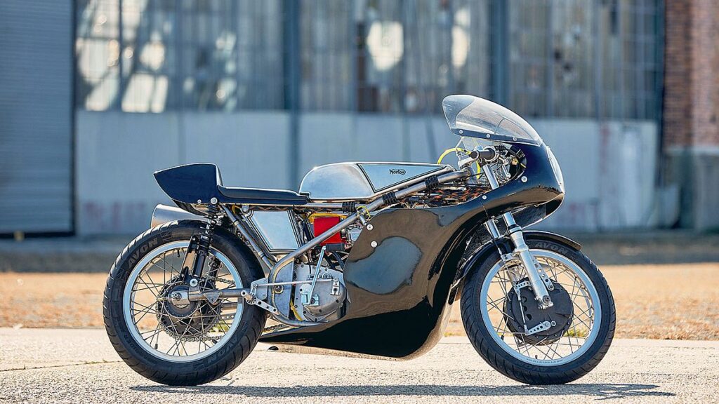 Marian Sell Seeley Norton Commando 750