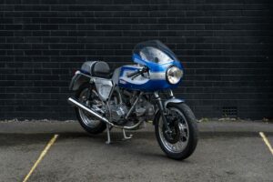 1975年式Ducati 900 SSが希少な初年度モデルとしてオークション出品