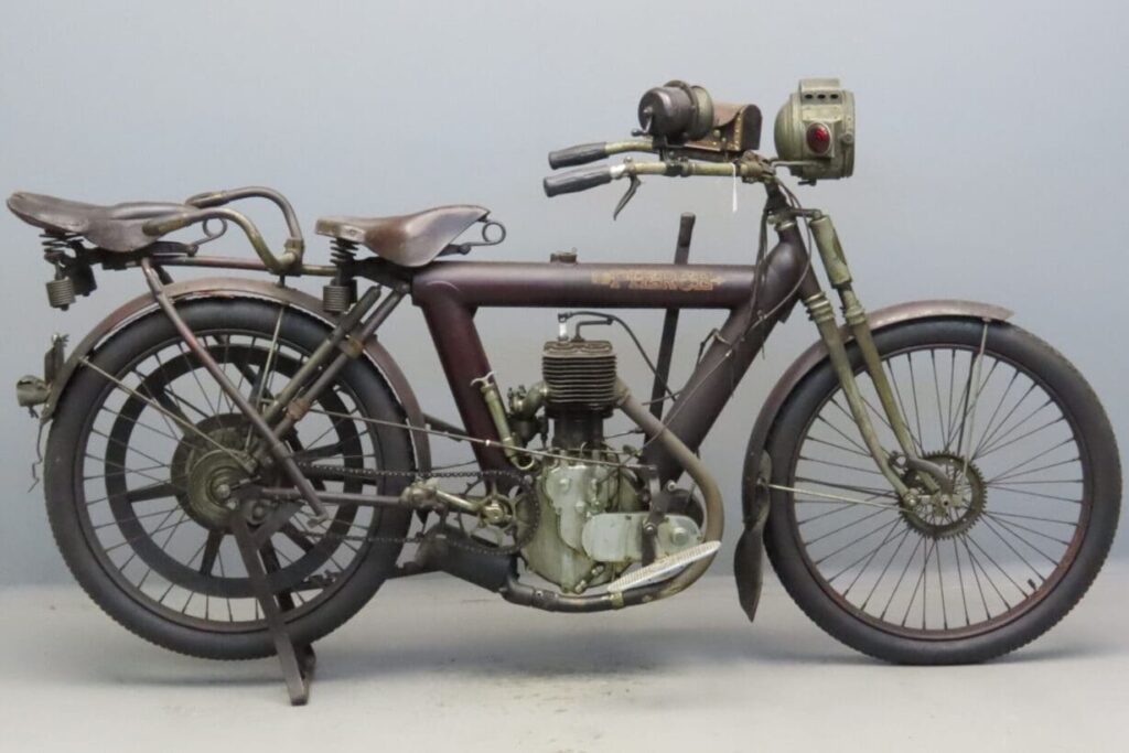 1912 Pierce Single 100