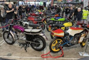 スタッフォード・クラシックバイクショー2026開催決定、900台超が集結
