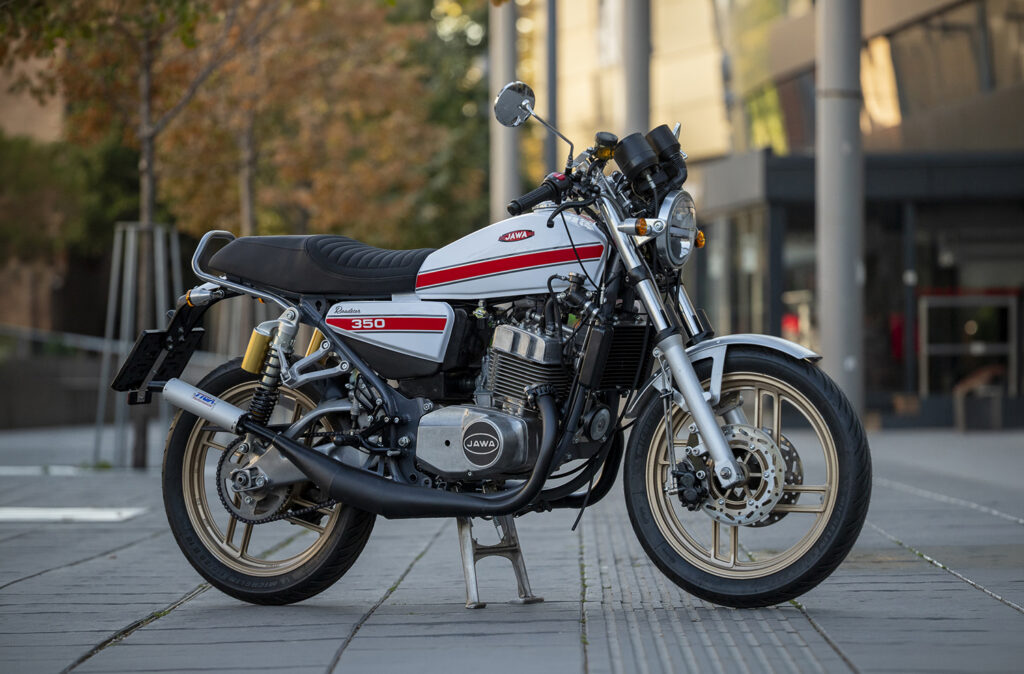 40 Jawa 350