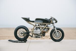 Max Hazanが手掛けたターボ過給Ducati 860GT、キック始動の難題を克服した一台